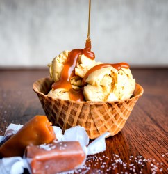 EL ARTE DE EMPLATAR LOS HELADOS