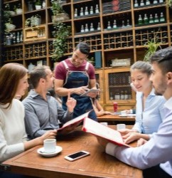 FIDELITZANT CLIENTS I POTENCIANT VENDES: LA CLAU PER A L'ÈXIT EN LA RESTAURACIÓ