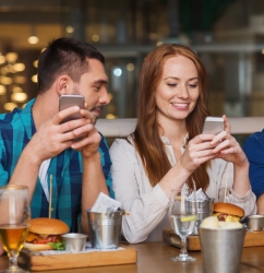 ¿CÓMO OPTIMIZAR EL PERFIL DE FACEBOOK DE TU RESTAURANTE?